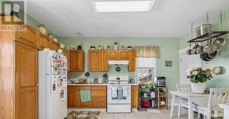 MAIN) - 155-1/2 Lake Street, St. Catharines, ON, L2R 5Y5 - 19