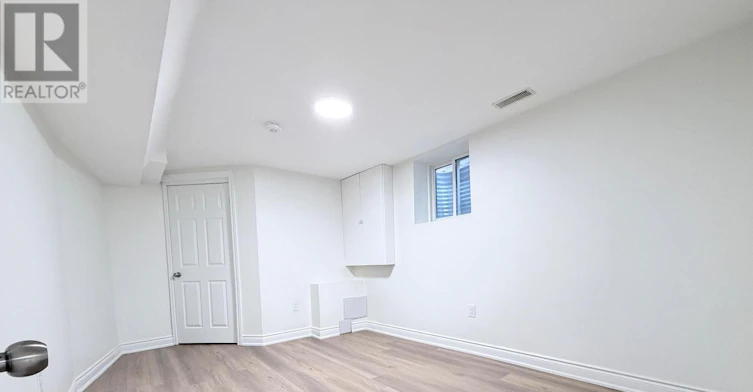 BSMT-5713 Sparkwell Drive, Mississauga, ON, L5R 3N8 - 8