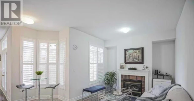 100 Emery Hill Boulevard, Markham, ON, L6C 2S6 - 6