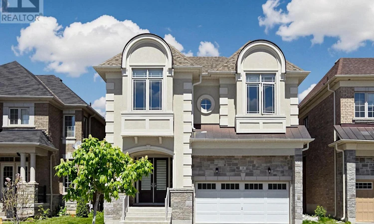 18 Rossini Drive