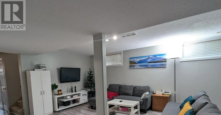 544 Freeman Crescent, Kingston, ON, K7K 7H5 - 5
