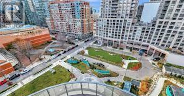 805-11 Wellesley Street W, Toronto, ON, M4Y 1E8 - 16