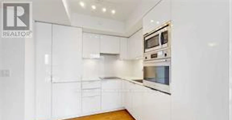 805-11 Wellesley Street W, Toronto, ON, M4Y 1E8 - 6