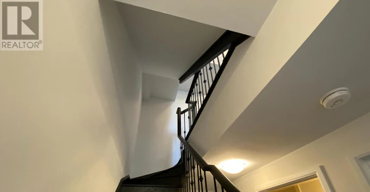TH32-1050 Portage Parkway, Vaughan, ON, L4K 2M7 - 19