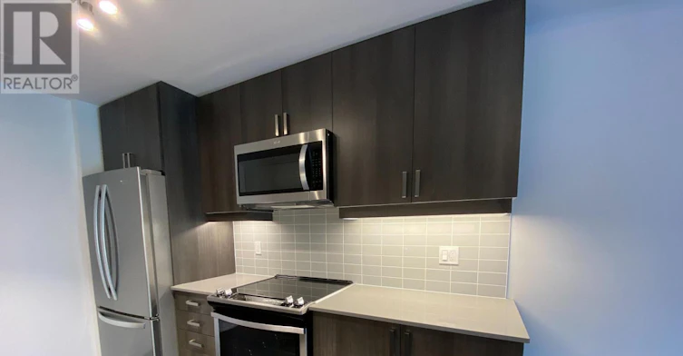 TH32-1050 Portage Parkway, Vaughan, ON, L4K 2M7 - 5