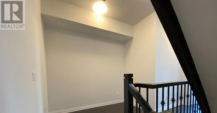 TH32-1050 Portage Parkway, Vaughan, ON, L4K 2M7 - 20
