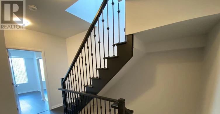 TH32-1050 Portage Parkway, Vaughan, ON, L4K 2M7 - 22