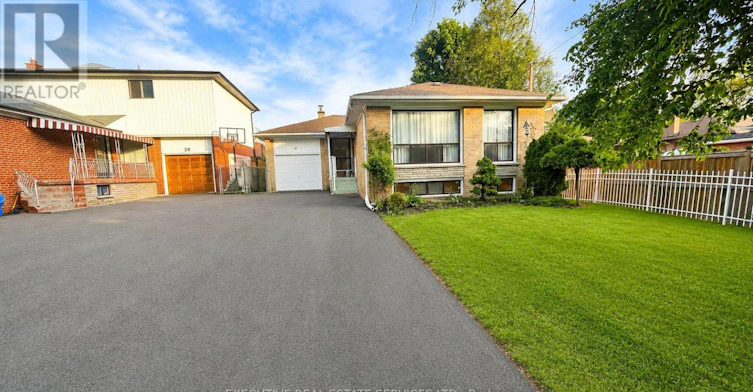 41 Ludgate Drive, Toronto, ON, M9W 2Y2