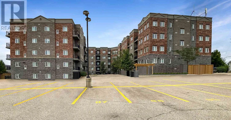 404-7 Rittenhouse Road, Kitchener, ON, N2E 2M8 - 19