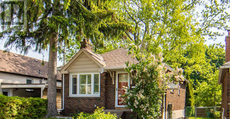 57 Red Deer Avenue, Toronto, ON, M1N 2Z3