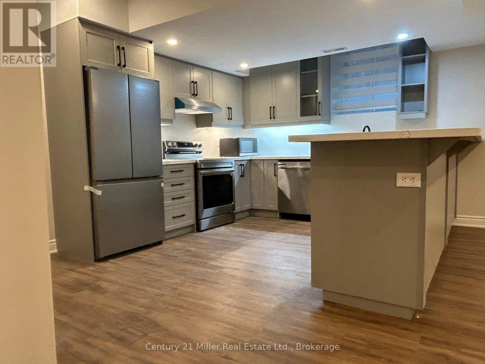 LOWER-2318 Valley Forest Way, Oakville, ON, L6H 6W8 - 3