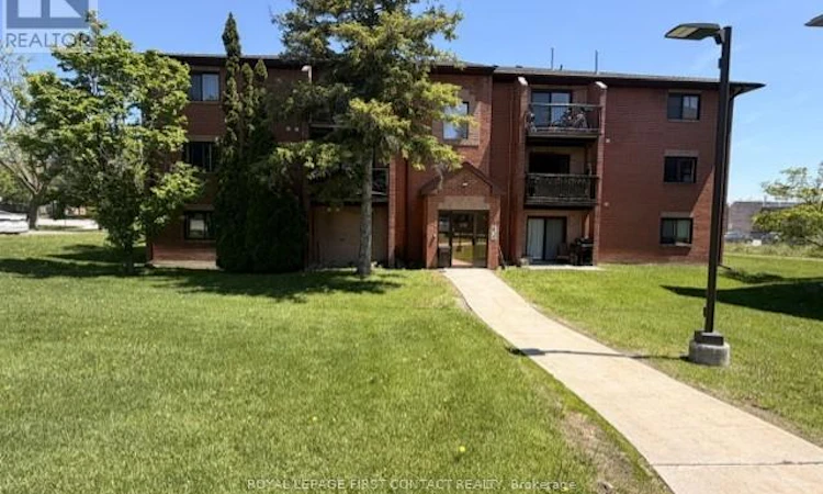 B7-179 Edgehill Drive