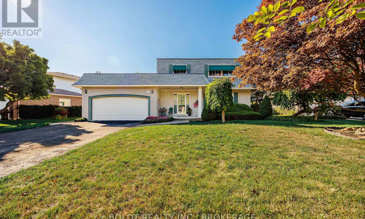 7 Mayholme Court