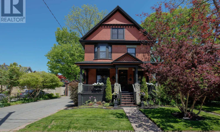 6 Cynthia Street