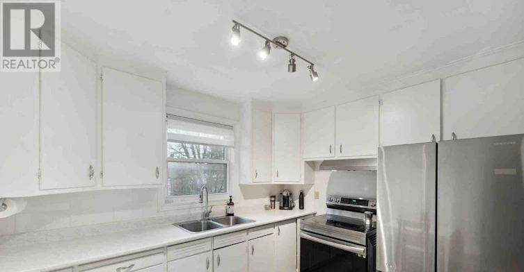 2-2427 Chasseur Avenue, Ottawa, ON, K1V 8E5 - 5