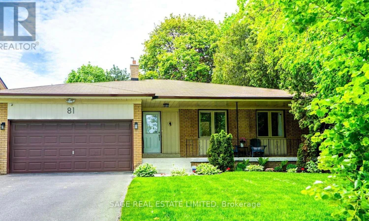 81 Decarie Circle