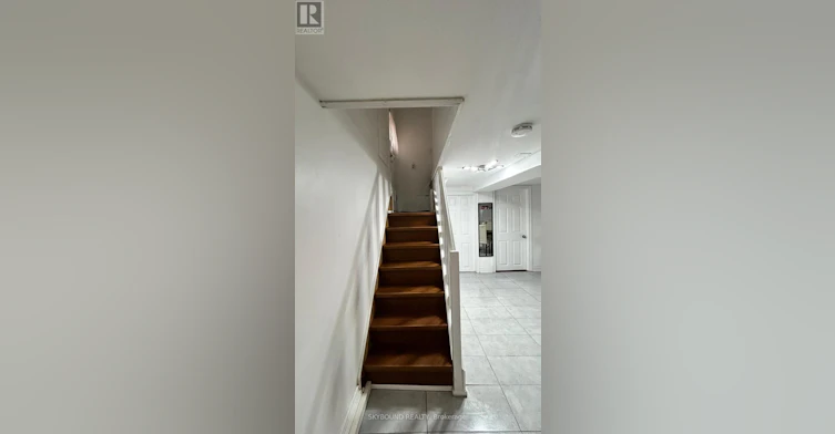 LOWER-8 Runnymede Road, Toronto, ON, M6S 2Y2 - 19