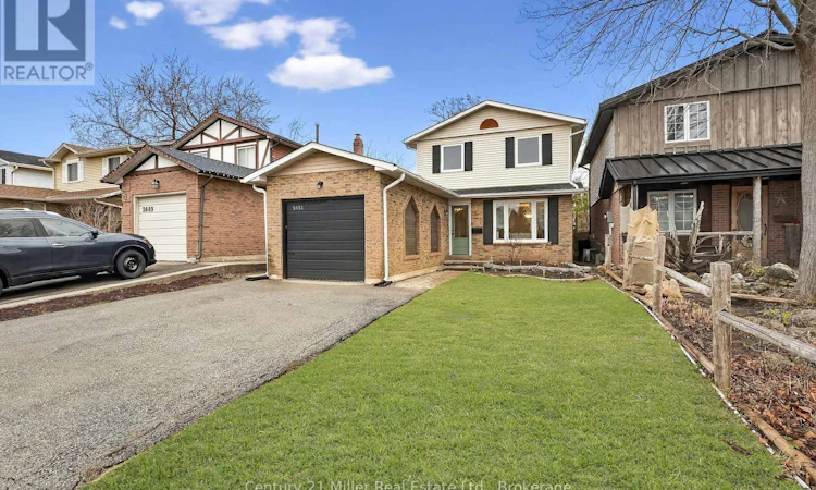2451 Malcolm Crescent