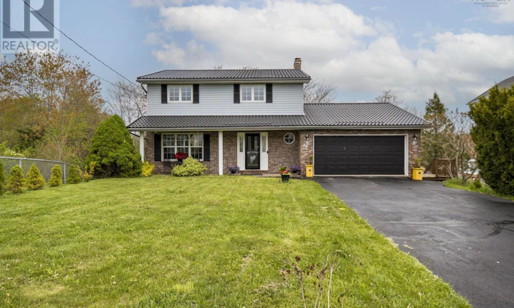 26 Governors Lake Drive