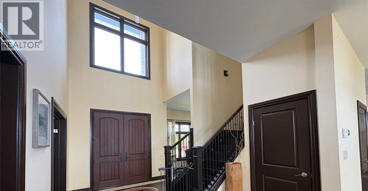 236 Shoreview Circle, Windsor, ON, N8P 1M7 - 3