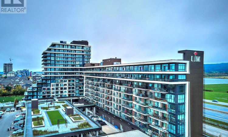 407-550 Service Road NORTH