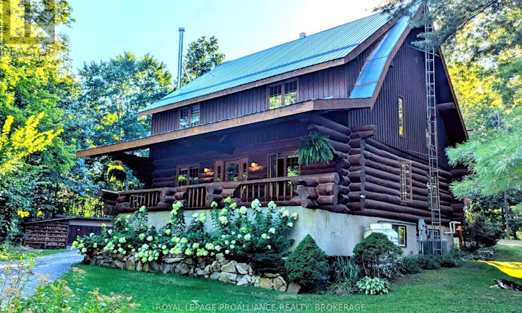 156 Darlingside Drive