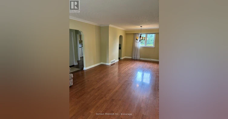 4 Weldon Court, Toronto, ON, M6L 1V5 - 9