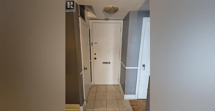 1515-111 Riverside Drive East, Windsor, ON, N9A 2S6 - 2