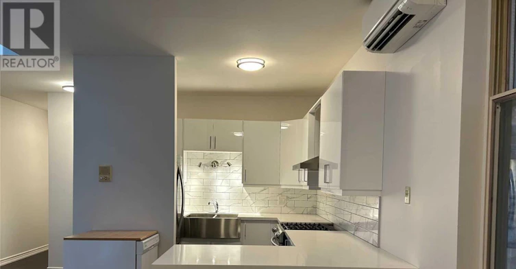2ND Flr 179 Avenue Road, Toronto, ON, M5R 2J2 - 9