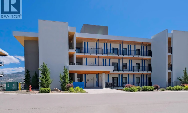 132-100 Vista Way