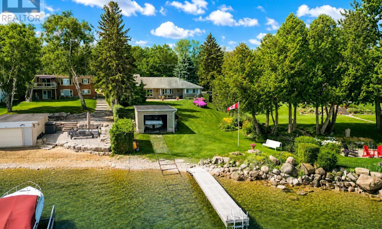 835 Woodland Drive