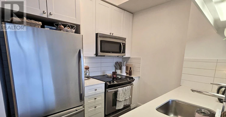 1910-15 Viking Lane, Toronto, ON, M9B 0A4 - 3