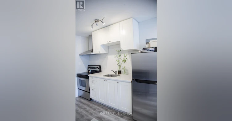 5-259 Lakeshore Road E, Mississauga, ON, L5G 1G8 - 6