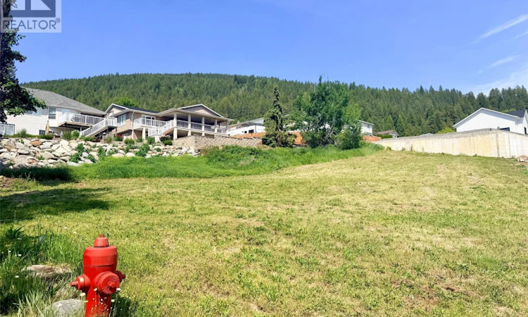 722 Mountain Springs Crescent