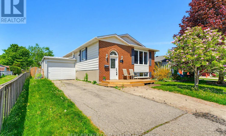 26 Aspen Crescent