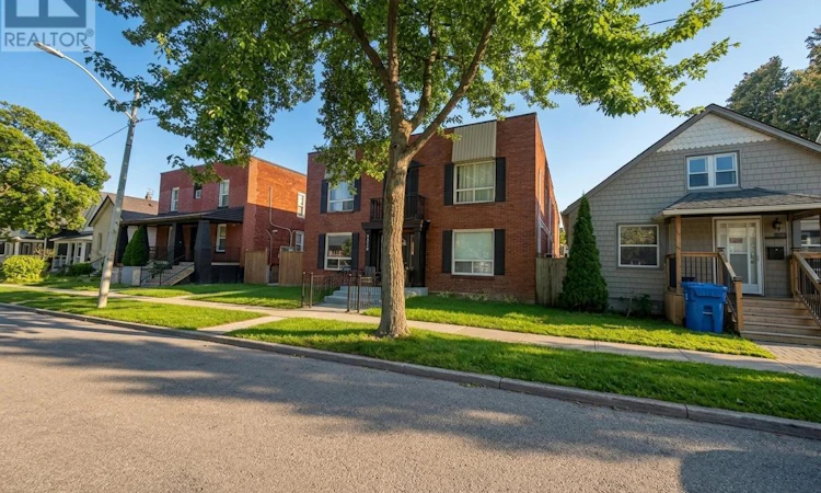 1219 Monmouth Road