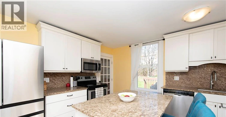 15 Allison Avenue, Sackville, NB, E4L 3L8 - 15