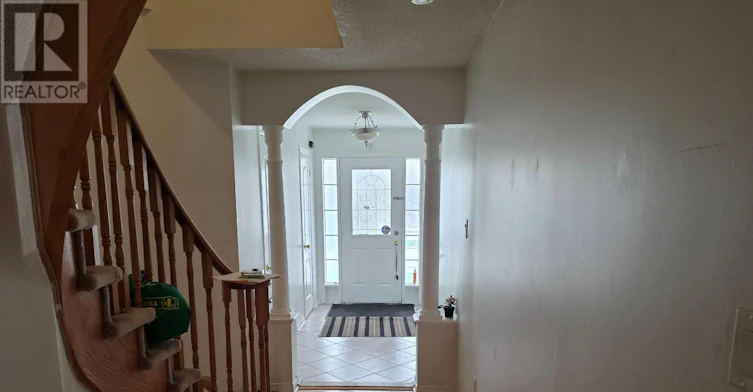134 Kayla Crescent, Vaughan, ON, L6A 3P4 - 3
