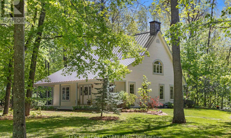 2207 Pleasantview Court