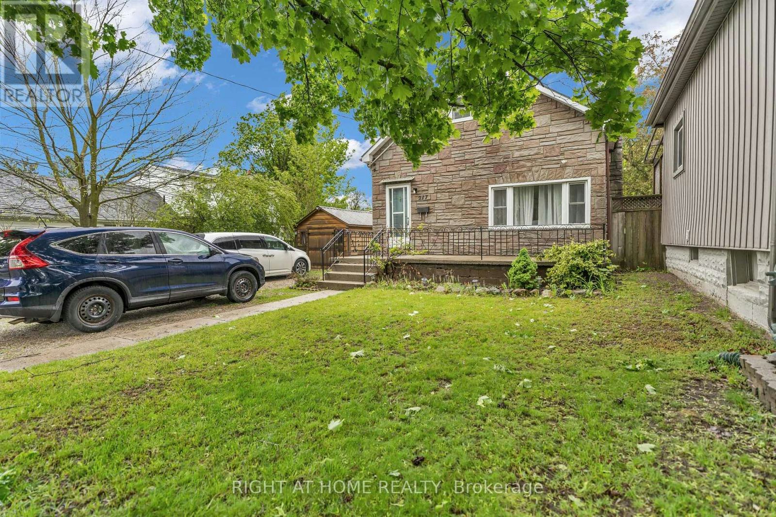 217 Giles Street, London, ON, N5Z 2V9