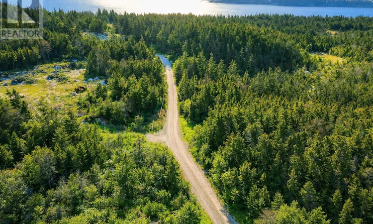 1 Wades Farm Road