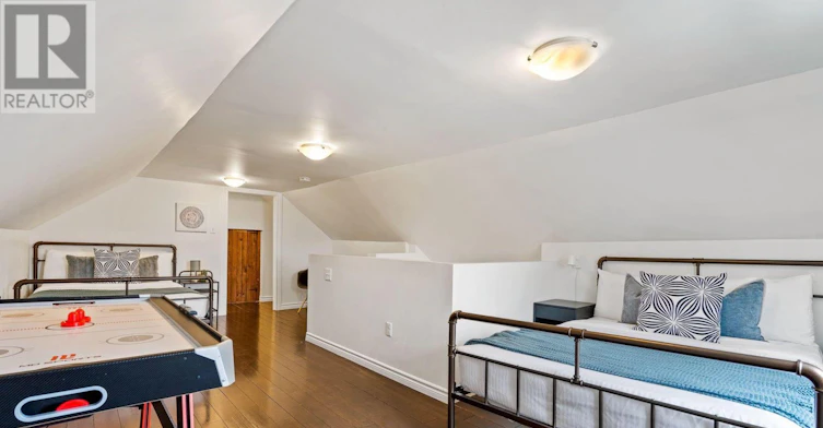 UPPER-5654 Desson Avenue, Niagara Falls, ON, L2G 3T2 - 17