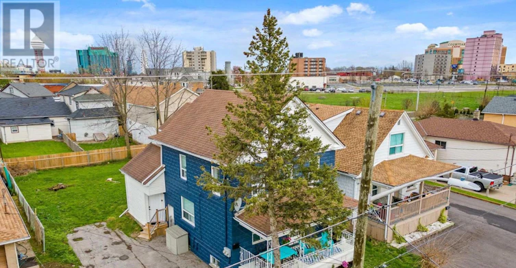 UPPER-5654 Desson Avenue, Niagara Falls, ON, L2G 3T2 - 2