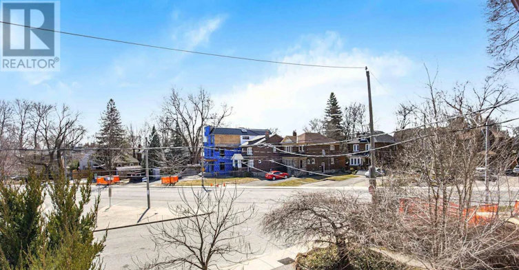 UPPER-54 Mcnairn Avenue, Toronto, ON, M5M 2H5 - 22