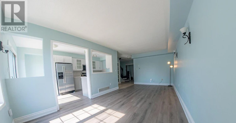 20 Oglevie Drive, Whitby, ON, L1R 2Y4 - 9