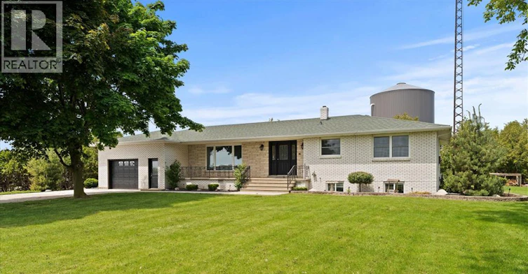 1502 4 Road, Kingsville, ON, N0P 2G0