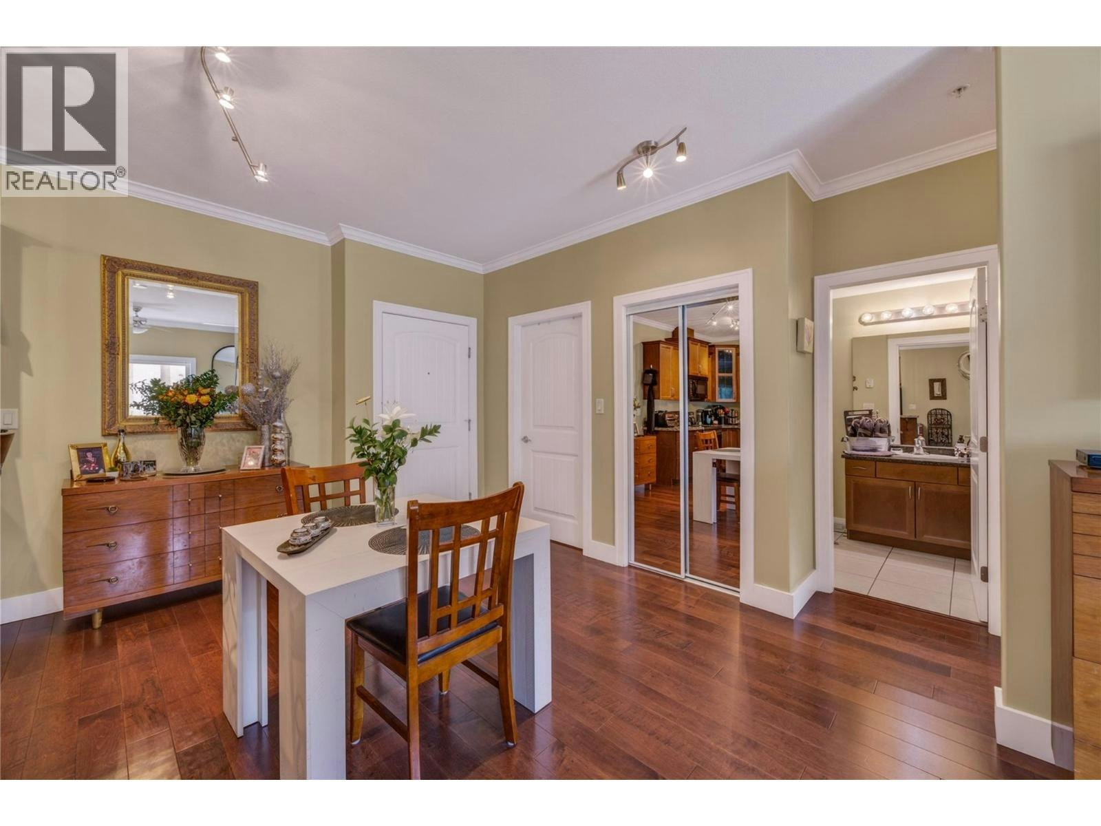 305-240 W Wade Avenue Avenue - 5