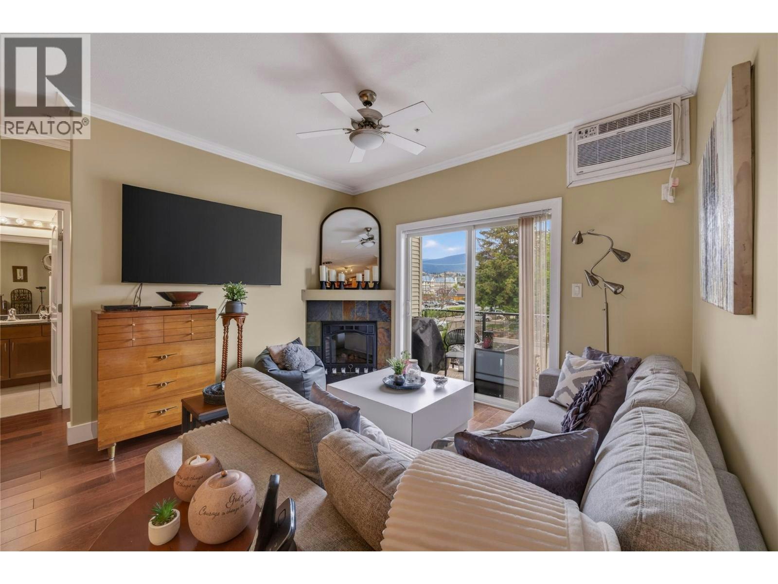 305-240 W Wade Avenue Avenue, Penticton, BC, V2A 1T8 - 11
