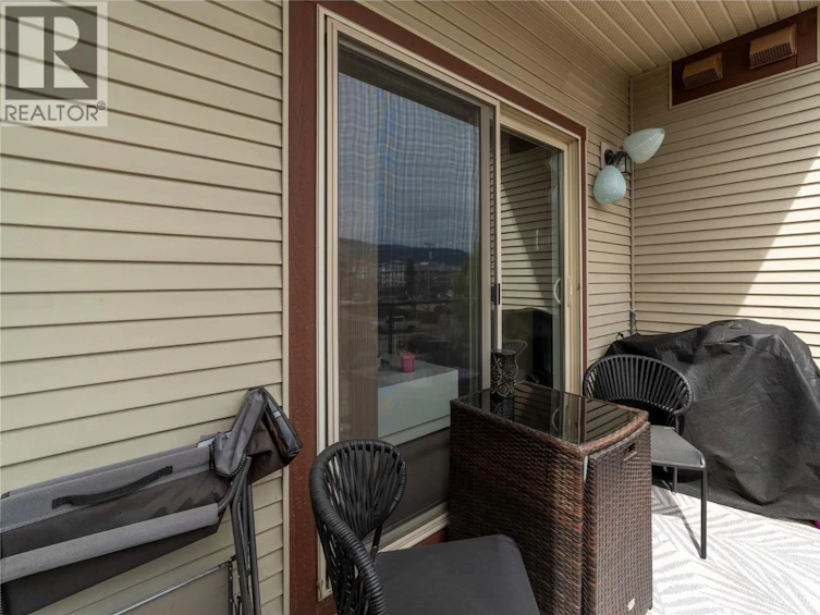 305-240 W Wade Avenue Avenue, Penticton, BC, V2A 1T8 - 31