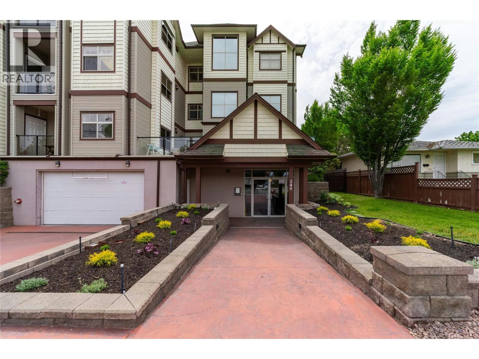 305-240 W Wade Avenue Avenue, Penticton, BC, V2A 1T8 - 34